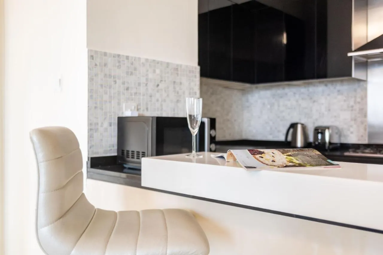 Baytik - Amazing 1 Bedroom Apartment Damac Mall Street, Downtown Dubai 0*,