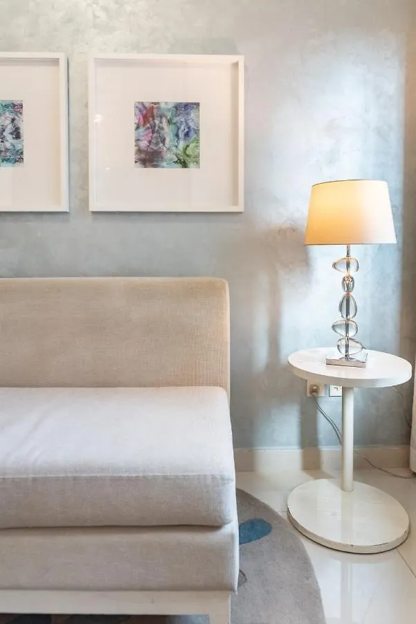 Baytik - Amazing 1 Bedroom Apartment Damac Mall Street, Downtown Dubai United Arab Emirates